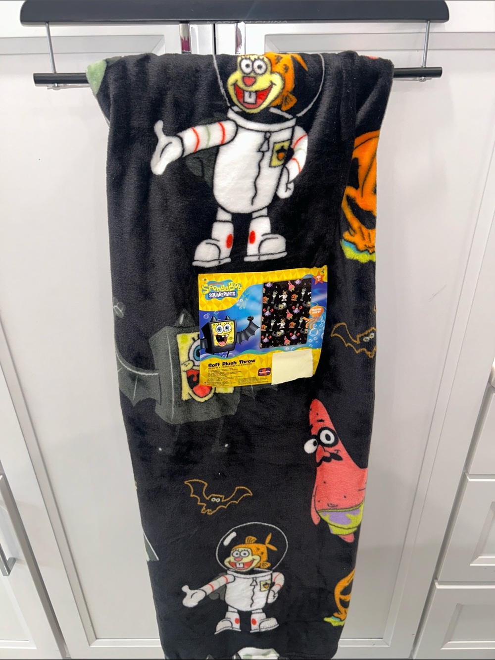 NEW SpongeBob SquarePants Black Plush Halloween Throw Blanket